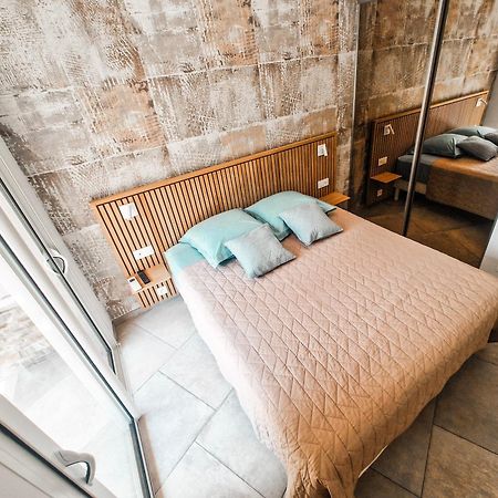 Villa Nais B&B Bormes-les-Mimosas Esterno foto